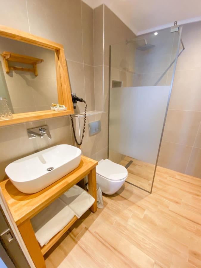 Eleni'S Sea View Adults Only Пефкохори Екстериор снимка