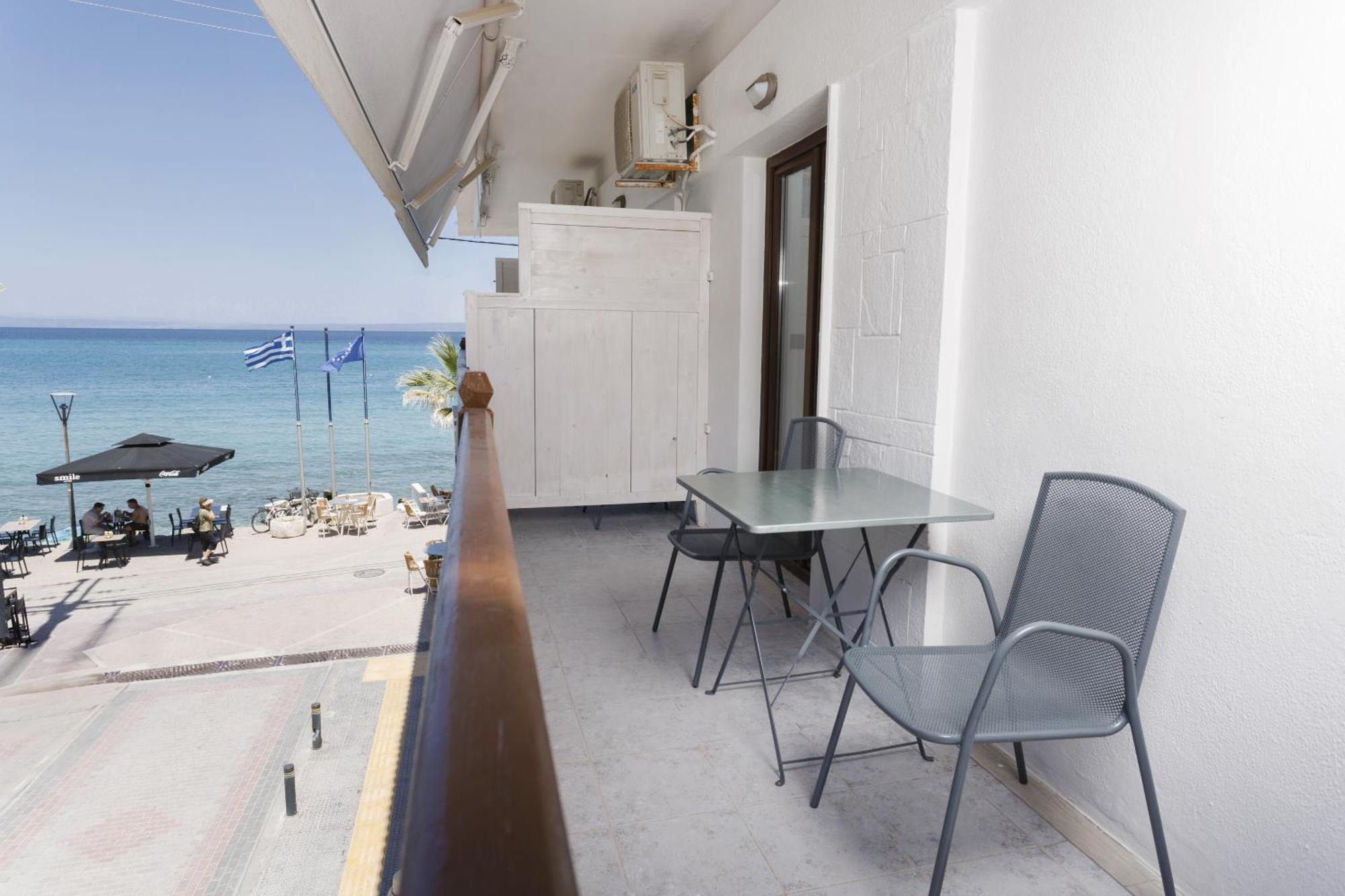 Eleni'S Sea View Adults Only Пефкохори Екстериор снимка